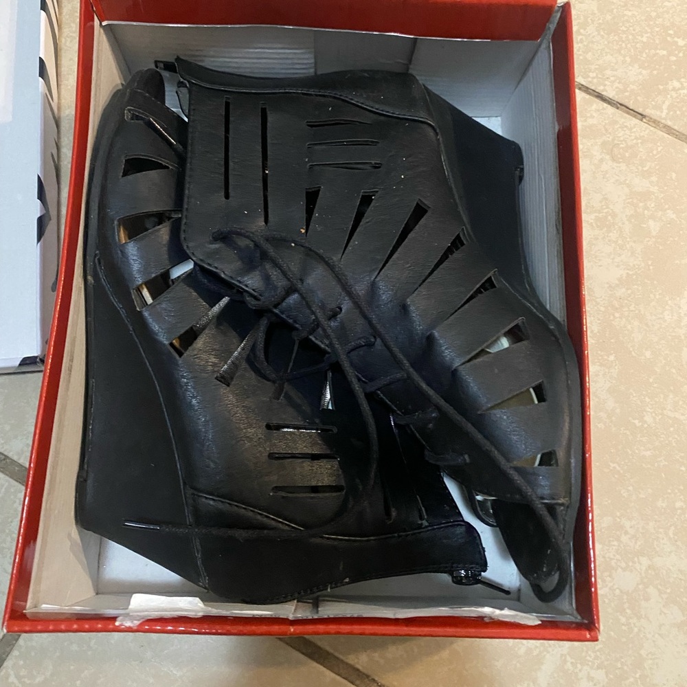 Great condition women shoes